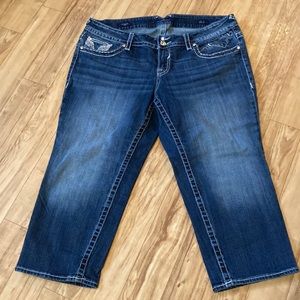 Vigoss jean capris, size 16